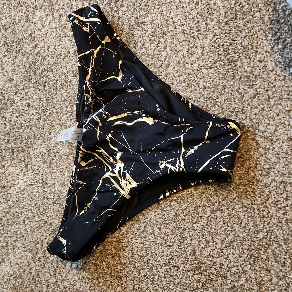 Bikini bottoms